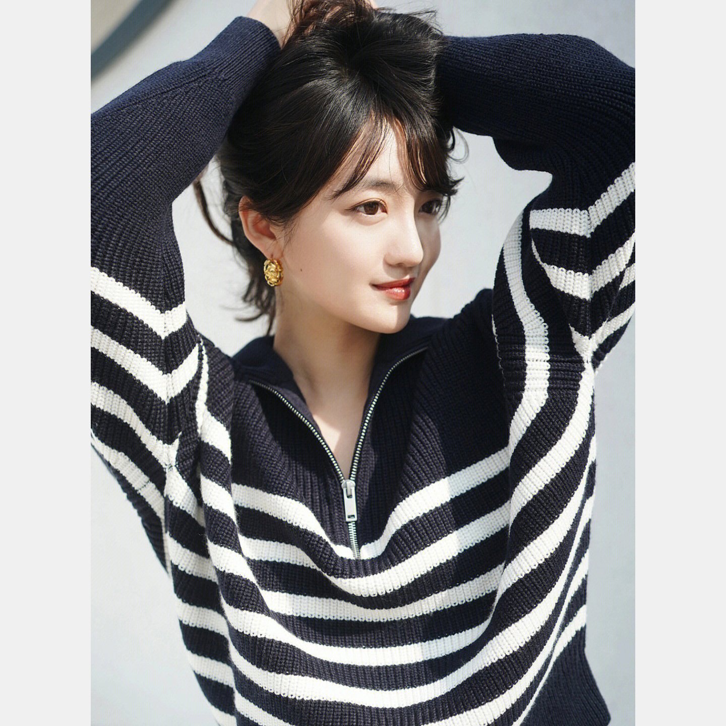 Casual Style Neck Wool Blend Knit Sweater - Image 3